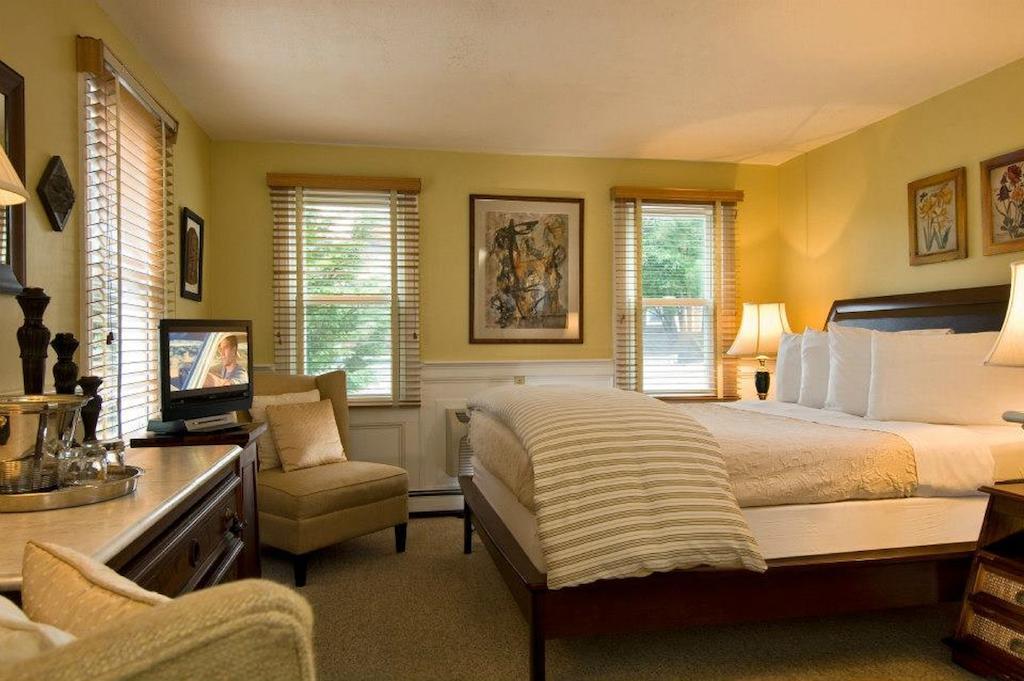 Inn At 7 Central Provincetown Extérieur photo